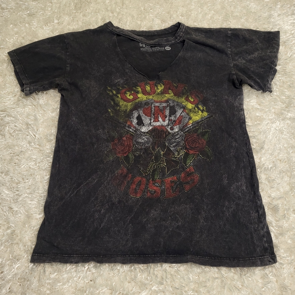 Guns N' Roses Women's Distressed T-shirt, Black Wash, Size SM